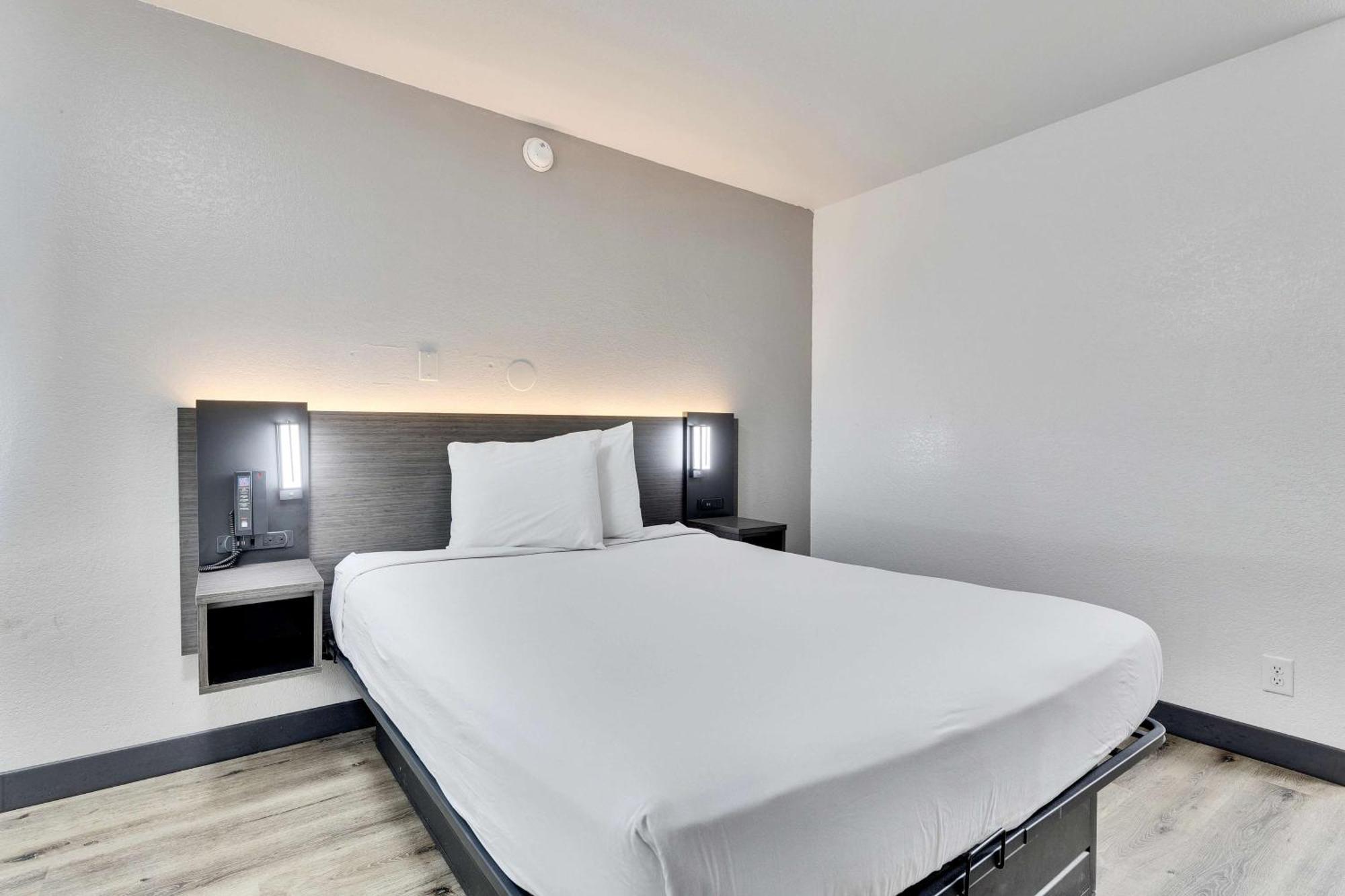 Motel 6-Austin, Tx - Airport - South Экстерьер фото