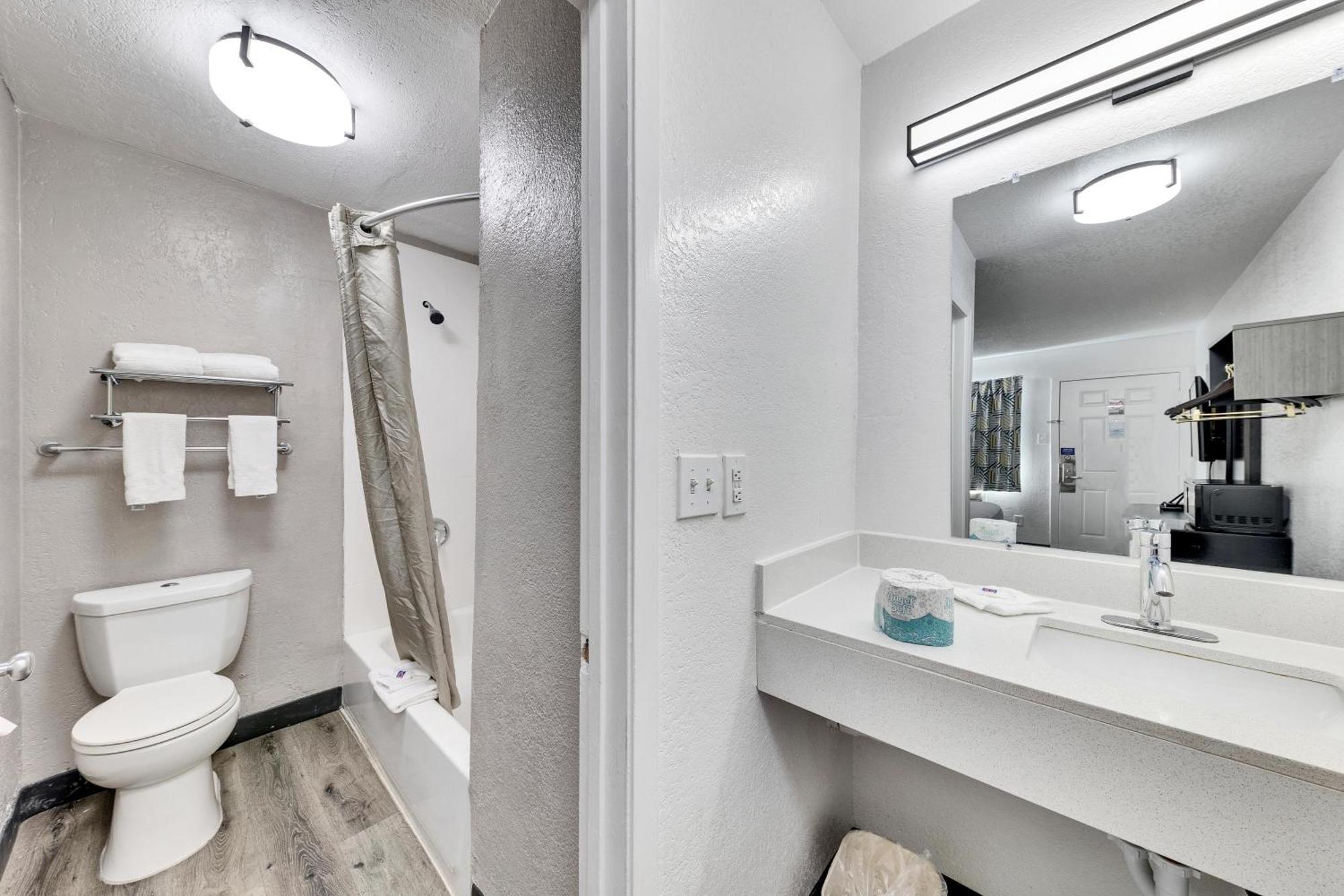 Motel 6-Austin, Tx - Airport - South Экстерьер фото