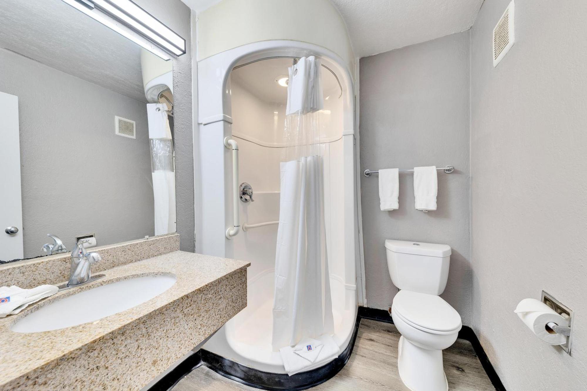 Motel 6-Austin, Tx - Airport - South Экстерьер фото