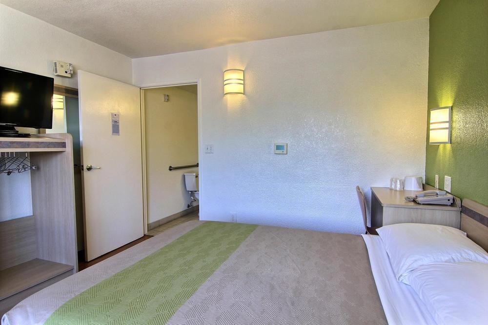 Motel 6-Austin, Tx - Airport - South Экстерьер фото